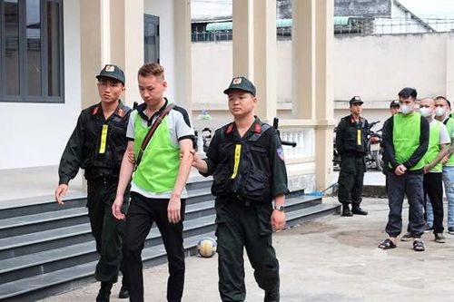 Bẫy người từ xứ sở chùa tháp