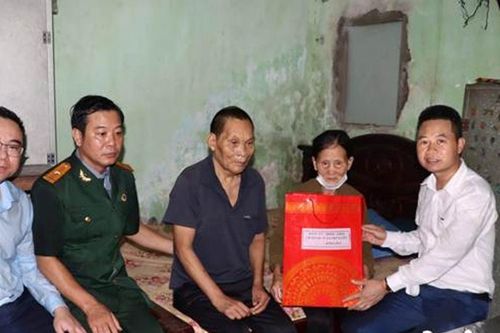 Phú Xuyên, Hà Nội: Nhiều hoạt động ý nghĩa tri ân Người có công