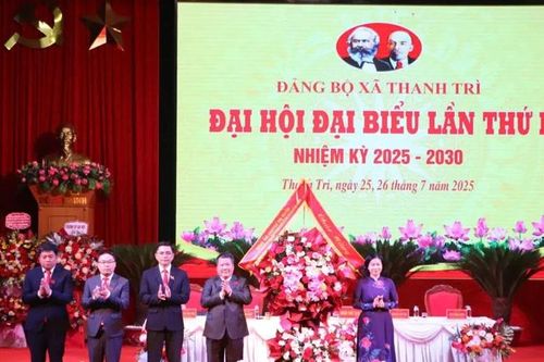 Khẳng định khát vọng đổi mới, xây dựng xã thành phường theo hướng xanh, thông minh, hiện đại