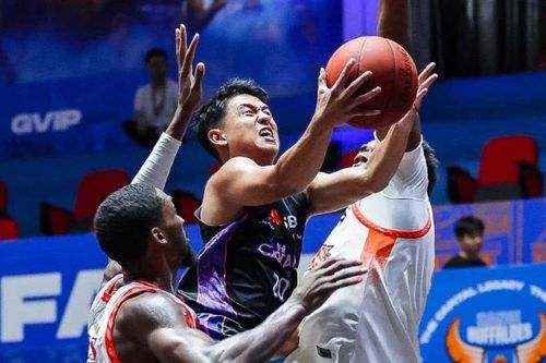 Hanoi Buffaloes nối dài chuỗi trận bất bại
