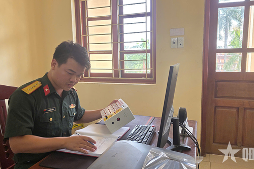 Đại úy Phạm Đức Cảnh - Người sĩ quan đam mê 'số hóa'