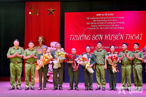 Giao lưu nghệ thuật 'Trường Sơn huyền thoại'