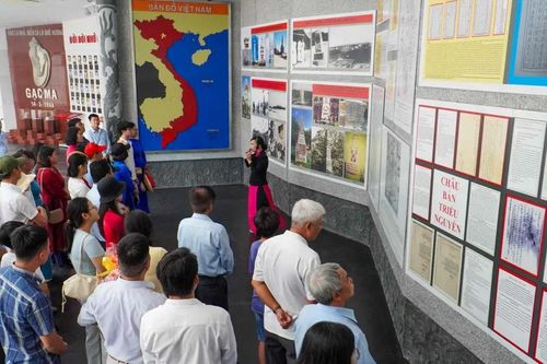 Xúc động trước những kỷ vật của liệt sĩ Gạc Ma