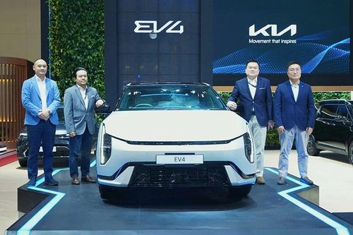 Kia EV4 'chào hàng' Đông Nam Á - sedan điện chạy 630 km/sạc