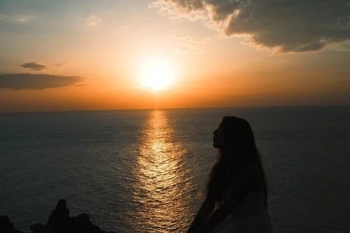 Ngỡ ngàng trước vẻ đẹp nguyên sơ ở Bãi Môn, nơi mặt trời thức dậy đầu tiên