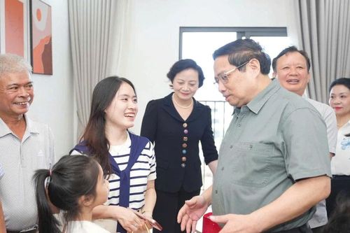 Thủ tướng Phạm Minh Chính thăm dự án nhà ở xã hội tại TP Huế