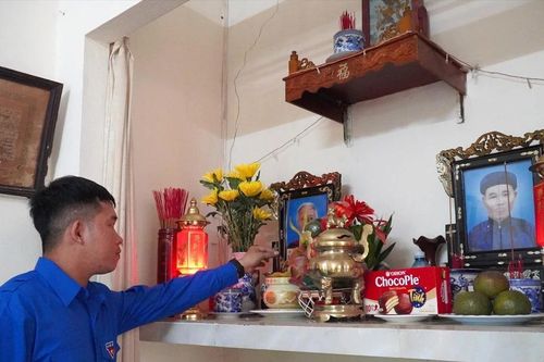 Tháng Bảy tri ân