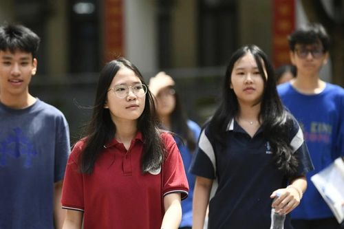 Giữa 'ma trận' quy đổi điểm, thí sinh bối rối đặt nguyện vọng, chuyên gia khuyên gì?