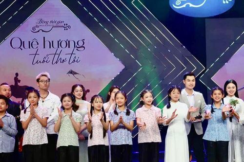 Khán giả thổn thức khi nghe lại ca khúc 'Mong ước kỷ niệm xưa' sau gần 3 thập kỷ