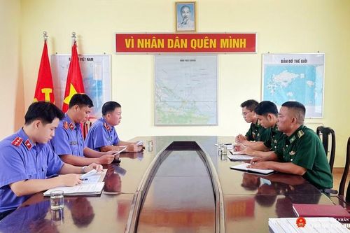 VKSND khu vực 4, TP Huế kiểm sát việc tiếp nhận tin báo tại các Đồn Biên phòng