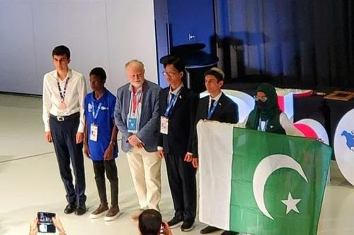 Học sinh VN giành giải thưởng STEM for All tại Olympic Vật lý quốc tế 2025