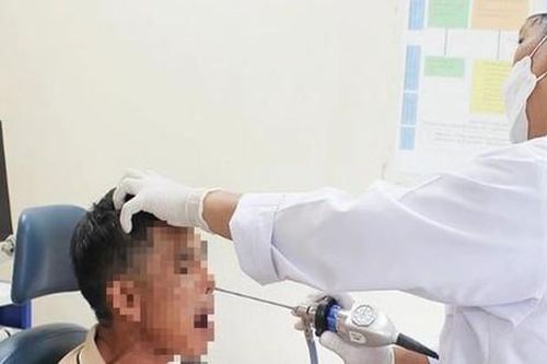 Chảy máu mũi kéo dài, đi khám, người đàn ông 53 tuổi phát hiện bí mật đáng sợ