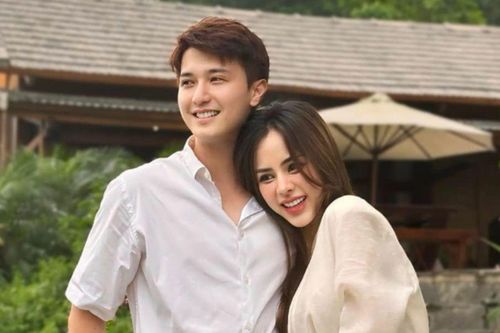 Vợ Huỳnh Anh lên tiếng về thông tin bị siết nợ