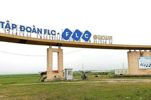 Nhà đầu tư FLC nhận bồi thường cổ phiếu, hàng ngàn 'khổ chủ' bất động sản tin ông Trịnh Văn Quyết vẫn khốn đốn