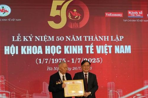 Kỷ niệm 50 năm thành lập Hội Khoa học Kinh tế Việt Nam: Nửa thế kỷ đồng hành cùng sự phát triển đất nước