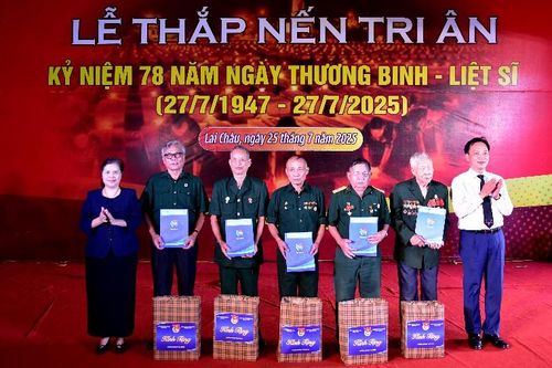 Lễ thắp nến tri ân Kỷ niệm 78 năm Ngày Thương binh - Liệt sĩ