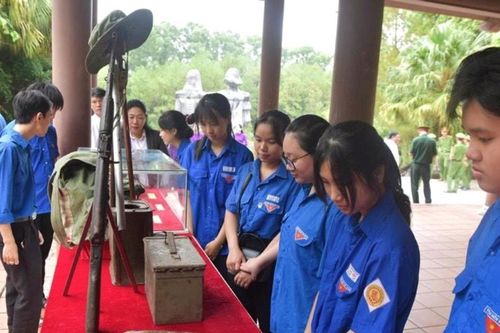 'Ký ức thời hoa lửa' tại Khu di tích Chín Hầm