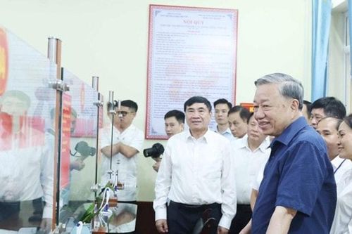 Tổng Bí thư Tô Lâm: Cán bộ xã Si Pa Phìn làm tốt hơn nữa để mô hình chính quyền 2 cấp đi vào nề nếp