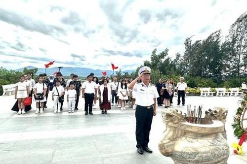 Cam Ranh: Gửi theo gió biển lời yêu thương