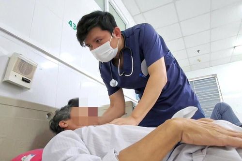 Điếc đột ngột, viêm màng não do ăn món 'khoái khẩu'