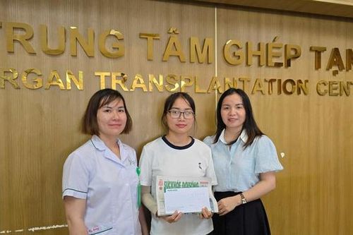 Người phụ nữ bị suy thận đón nhận niềm vui