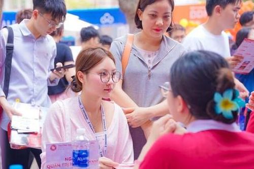 Chuyên gia 'mách nước' giải bài toán đặt nguyện vọng đại học 2025