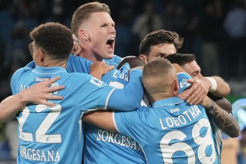 Quyết định lịch sử của Napoli