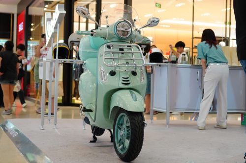 Chi tiết Vespa Primavera bản 2025, tay ga 'hạng sang' từ Italy