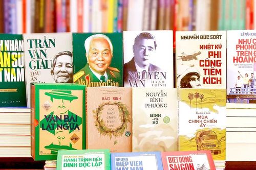 Từ ký ức chiến tranh đến trang viết hôm nay