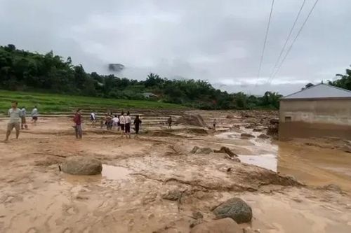 Thủ tướng yêu cầu tập trung khắc phục hậu quả lũ quét, sạt lở đất tại tỉnh Sơn La