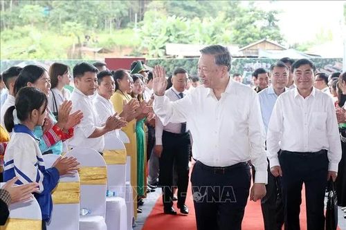 Tổng Bí thư Tô Lâm dự lễ khởi công trường học liên cấp ở xã Si Pa Phìn, tỉnh Điện Biên