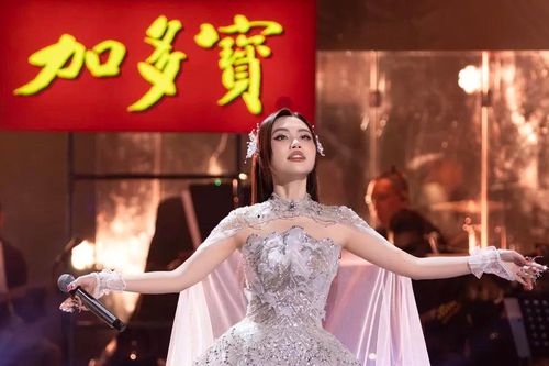 Dừng chân ở Top 3 'Sing!Asia', Phương Mỹ Chi và DTAP lan tỏa văn hóa Việt