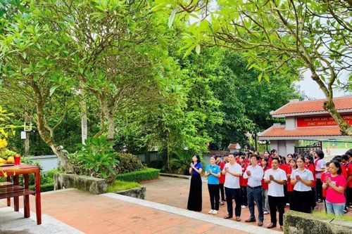 Trường học ở Phú Thọ giáo dục truyền thống 'Uống nước nhớ nguồn'