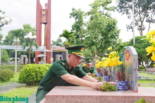 Tiếp nối dòng chảy tri ân với người có công nơi biên giới, biển, đảo