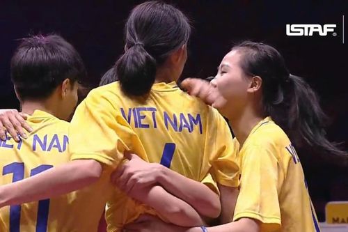 Cầu mây nữ Việt Nam xuất sắc giành Huy chương Vàng lịch sử