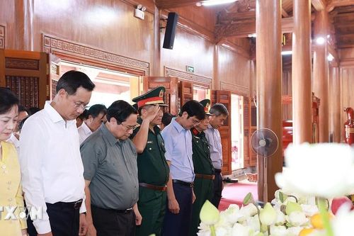 Thủ tướng Phạm Minh Chính tri ân người có công tại Quảng Trị