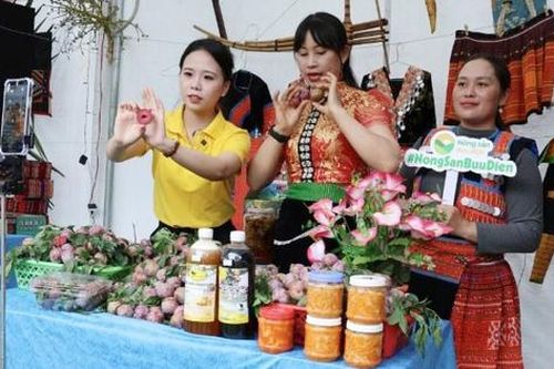 Chuyển đổi số - 'Chìa khóa' nâng tầm nông sản địa phương