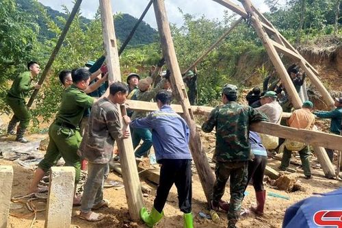 Phường Chiềng Cơi di dời 4 hộ dân ra khỏi khu vực có nguy cơ sạt lở