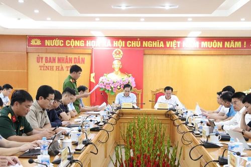 Hà Tĩnh tăng cường kiểm tra hoạt động vận chuyển hành khách sau vụ tai nạn khiến 10 người tử vong