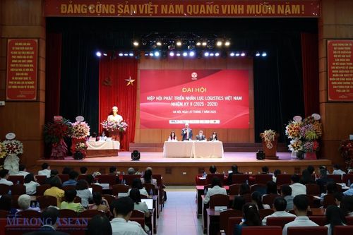 Gỡ 'nút thắt', phát triển nguồn nhân lực logistics chất lượng cao