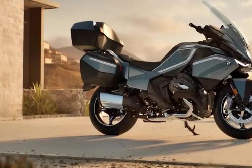 BMW R1300RT ra mắt với nhiều công nghệ mới