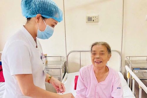 Thông tin mới nhất vụ 23 người nhập viện sau đám giỗ nghi do ngộ độc ở Huế