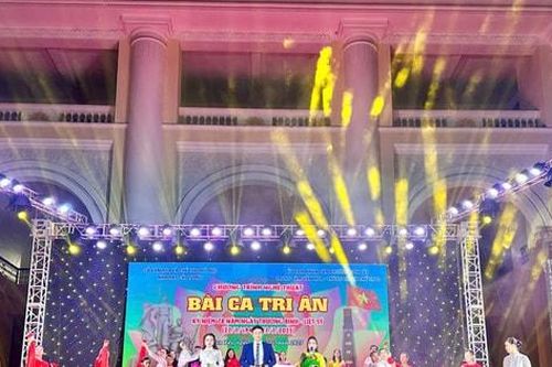 Sơn Tây tổ chức chương trình nghệ thuật 'Bài ca tri ân'