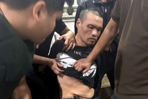 Bắt giữ đối tượng nổ súng vào công an ở Hà Nội, thu giữ 2 khẩu súng quân dụng