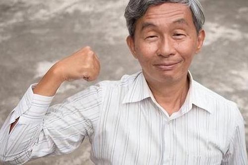 Không phải đầu tư, cụ ông 71 tuổi nghỉ hưu vẫn sống sung túc nhờ 1 thói quen đơn giản