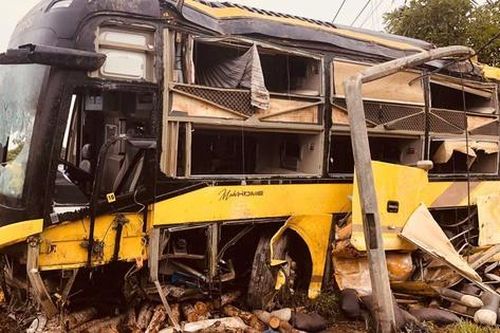 Xe khách bị lật ở Hà Tĩnh khiến 10 người tử vong chạy quá tốc độ