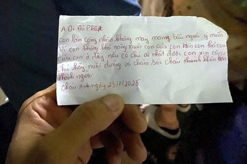 Bé 3 ngày tuổi bị bỏ rơi cùng lá thư tay nghẹn ngào của người mẹ