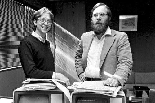 Bill Gates từng bị giáo sư Harvard từ chối thế nào?