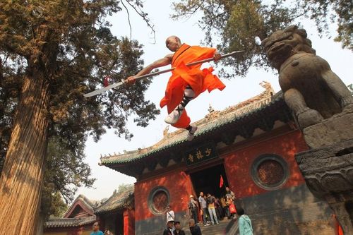 Thiếu Lâm Tự tấp nập đón khách giữa bê bối phá giới của sư trụ trì