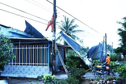 Cần Thơ: Khẩn trương khắc phục thiệt hại do dông lốc